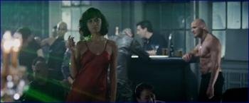608979389_olga-kurilenko-max-payne-image-1-2.jpg