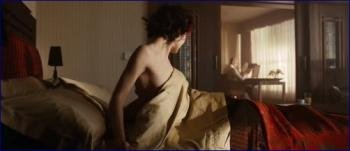 608979873_olga-kurylenko-hitman-image-1-3.jpg