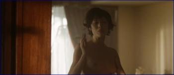 608979877_olga-kurylenko-hitman-image-1-6.jpg