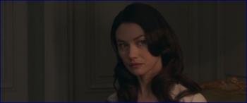 -kurylenko-les-traducteurs-2019-hd-1080p-image-1-5.jpg