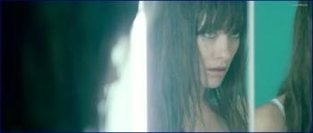 985445_olivia-wilde-deadfall-2012-1080p-image-1-11.jpg