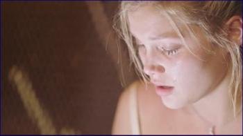 livia-holt-cloak-and-dagger-s01e01-720p-image-1-10.jpg