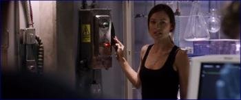 ivia-wilde-the-lazarus-effect-2015-1080p-image-1-6.jpg