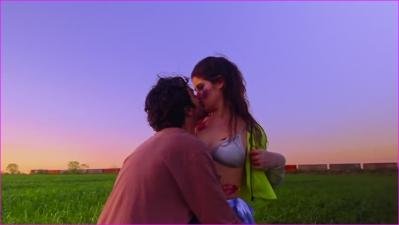 po-valeria-lois-magic-farm-2025-hd-1080p-image-1-5.jpg