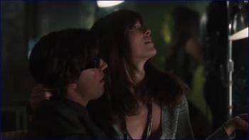 -wilde-vinyl-s01e01-09-2016-1080p-bluray-image-1-4.jpg