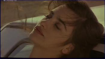 608990924_penelope-cruz-1992-jamon-image-1-5.jpg