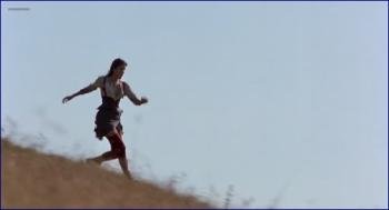 313_patricia-velasquez-beowulf-1999-720p-image-1-4.jpg
