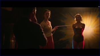 ote-professor-marston-and-the-wonder-women-2017-10.jpg