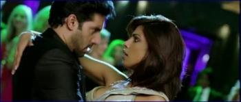 169009_priyanka-chopra-desi-girl_dostana-image-1-4.jpg