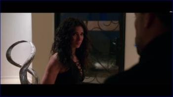 selyn-sanchez-traffik-2018-1080p-bluray-image-1-14.jpg