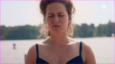 r-ballett-satire-in-serie-s01e05-2021-hd-1080p-ima.jpg