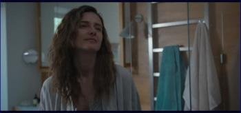 ka-grochowska-hold-tight-2022-s1e2-1080p-image-1-6.jpg