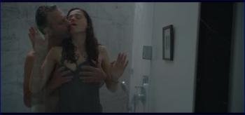 a-grochowska-hold-tight-2022-s1e2-1080p-image-1-11.jpg
