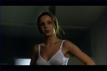 618678011_agnieszka-wlodarczyk-sara-image-1-4.jpg