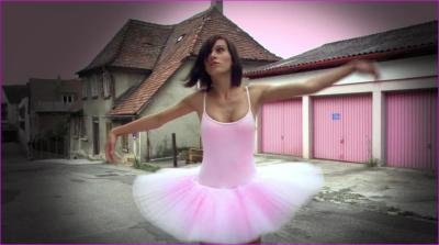 egmann-nina-gnadig-jasmin-schwiers-little-paris-20.jpg