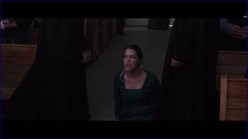 ield-nicole-elliott-the-devil-s-hand-2014-1080p-bl.jpg
