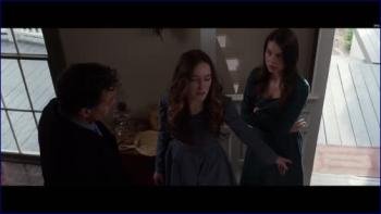 ield-nicole-elliott-the-devil-s-hand-2014-1080p-bl.jpg