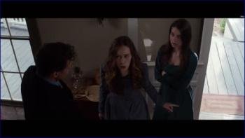 ield-nicole-elliott-the-devil-s-hand-2014-1080p-bl.jpg