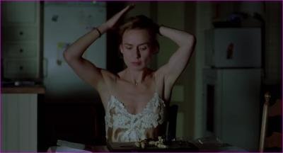 ine-bonnaire-queen-to-play-2009-hd-1080p-image-1-6.jpg