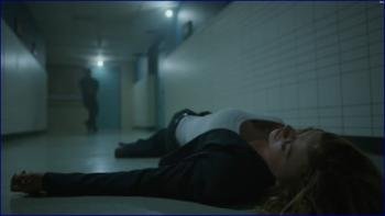 71123_adrianne-palicki-s-w-a-t-under-siege-image-1.jpg