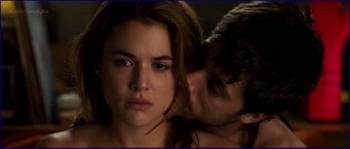 a-ugarte-lo-contrario-al-amor-2011-1080-image-1-13.jpg