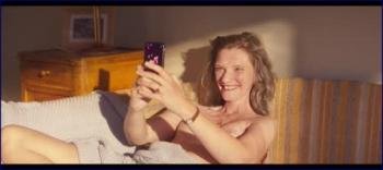 agata-buzek-my-wonderful-life-2021-1080p-image-1-5.jpg