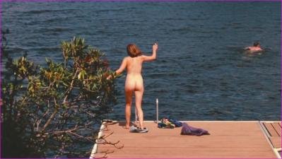 beth-olsen-martha-marcy-may-marlene-2011-image-1-5.jpg