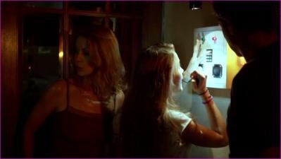-irina-wrona-anna-julia-kapfelsperger-sommer-in-ro.jpg