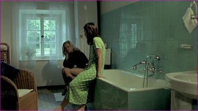 na-lonsky-nina-proll-ikarus-2002-hd-720p-image-1-4.jpg