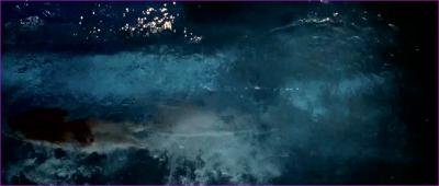 e-sobieski-the-glass-house-2001-hd-1080p-image-1-7.jpg