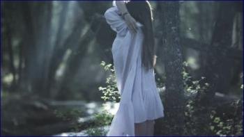8543_iren-levy-the-snow-queen-2013-1080p-image-1-3.jpg