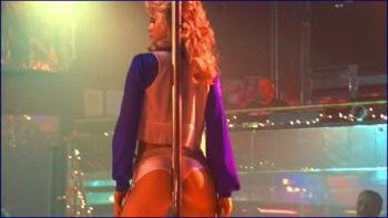 689544_mena-suvari-sex-and-the-city-2008-image-1-6.jpg