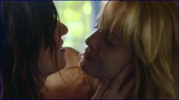 618689478_mena-suvari-becks-2017-image-1-15.jpg