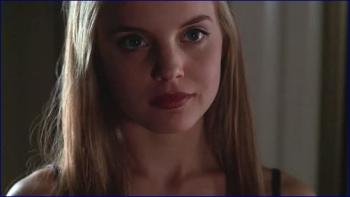 688954_mena-suvari-american-beauty-1999-image-1-11.jpg