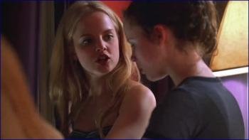 688958_mena-suvari-american-beauty-1999-image-1-14.jpg
