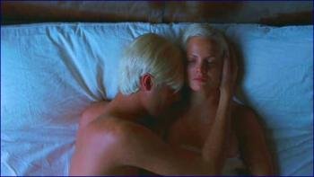440_mena-suvari-the-garden-of-eden-2008-image-1-15.jpg
