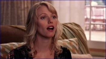 18690207_mena-suvari-standing-still-2005-image-1-5.jpg
