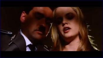 31_mena-suvari-snide-and-prejudice-1998-image-1-14.jpg
