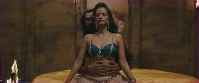 maleena-khan-kamasutra-3d-2013-hd-1080p-image-1-12.jpg