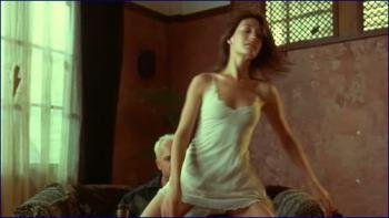 sen-maggie-q-naked-weapon-2002-hd-1080p-image-1-13.jpg