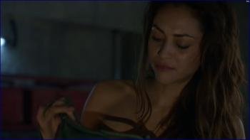 morgan-the-100-s02e14-2015-1080p-bluray-image-1-12.jpg