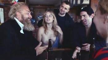 g-15003-camille_rowe-deadliest_catch_hd720p_1-1-11.jpg