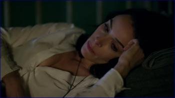 gail-spencer-timeless-s01e01-2016-hd-1080p-image-1.jpg