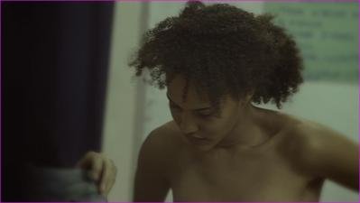 essica-barbosa-na-quebrada-2014-hd-1080p-image-1-8.jpg