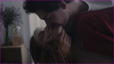 _louise-greggory-clemence-2022-hd-1080p-image-1-14.jpg