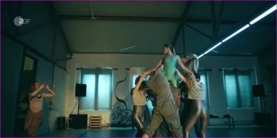 rntke-tod-von-freunden-s01e02-2021-hd-720p-image-1.jpg