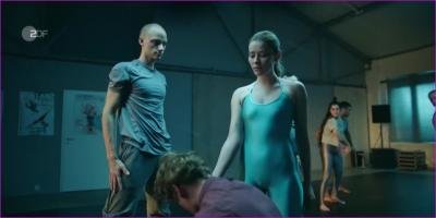 tke-tod-von-freunden-s01e02-2021-hd-720p-image-1-5.jpg