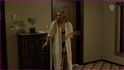ommission-istanbul-s01e02-2009-hd-1080p-image-1-12.jpg