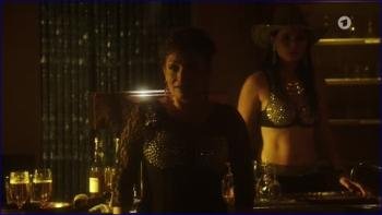 sondere-schwere-der-schuld-2014-hd-1080p-image-1-9.jpg