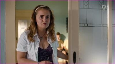 -die-eifelpraxis-s01e01e04-2017-hd-720p-image-1-12.jpg